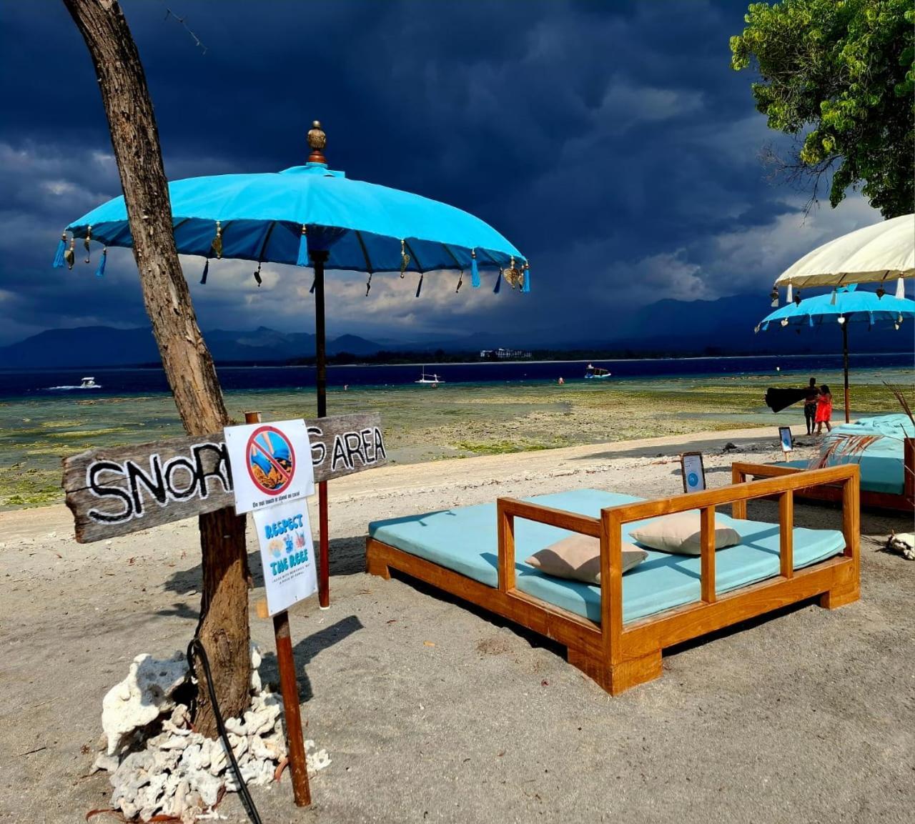 Mandala Beach Healing Rooms Gili Air Exteriör bild