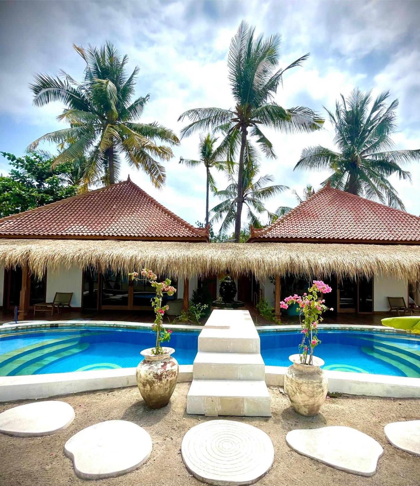 Mandala Beach Healing Rooms Gili Air Exteriör bild